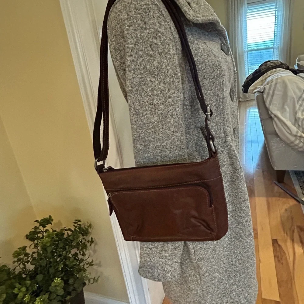 Jack Georges Voyager Brown Leather Front Zip Pocket Crossbody Bag Purse